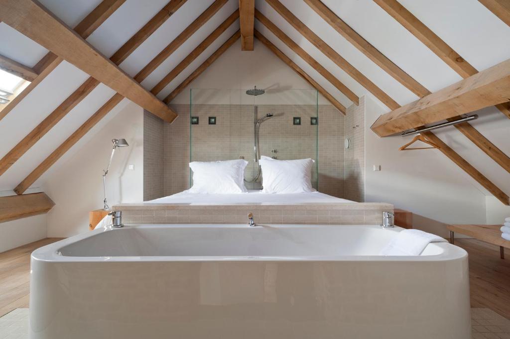 Cour 8 Lofts Vendégház Maastricht Szoba fotó